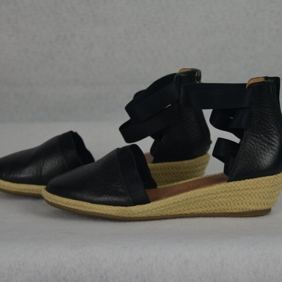 Gentle Souls by Kenneth Cole Noa Wedge Sandals Women's Size US 6M Black Leather - Picture 2 of 5